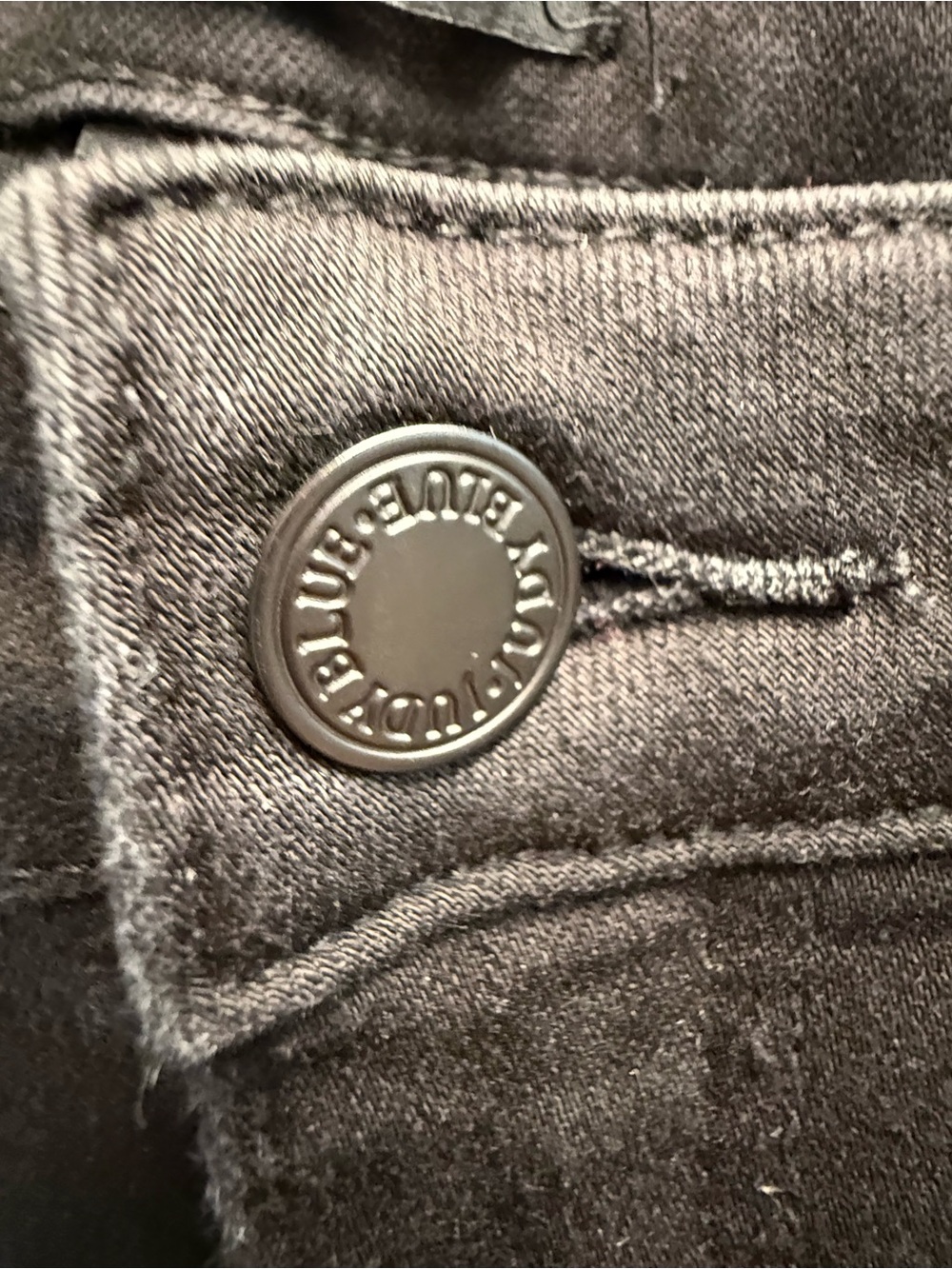 Womans Judy Blues Black Straight Leg Distressed And Raw Hem Size 7/28 Like New - Picture 9 of 11